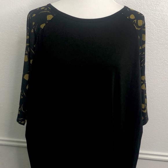 🎉H/P!!🎉[lularoe] halloween print irma - Picture 2 of 5